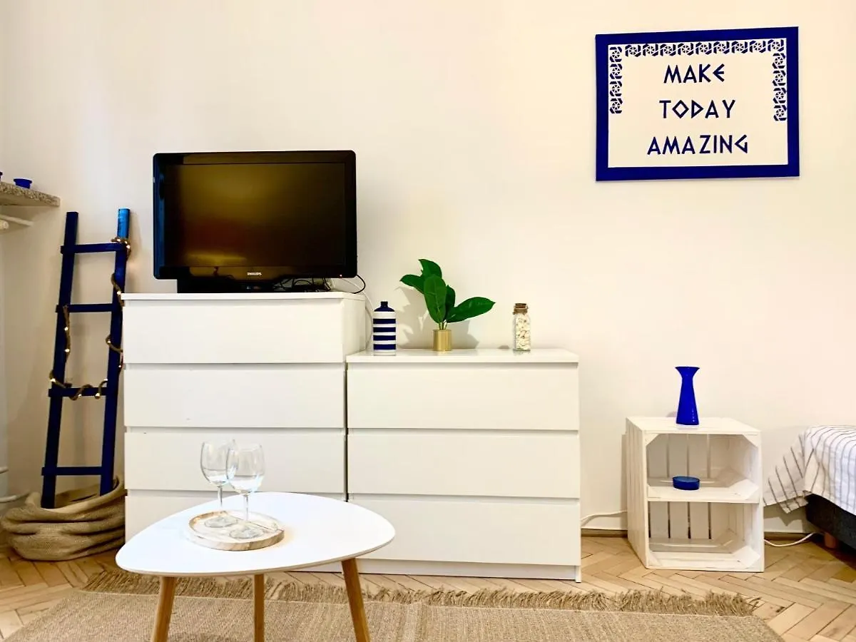 Kalimera - Greek Life Apartment Warszawa
